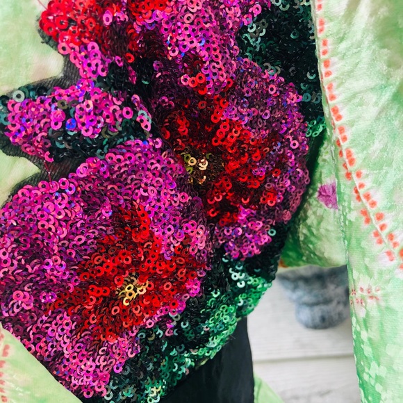 1970’s Vintage Kimono w Sequin Embellishment - Picture 5 of 7